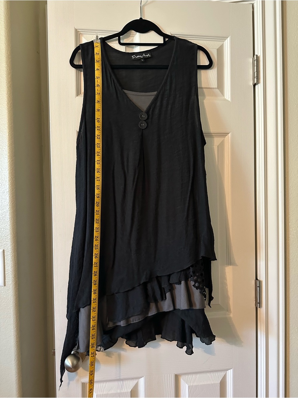 Renuar Black Layered Sleeveless Top - Picture 3 of 4